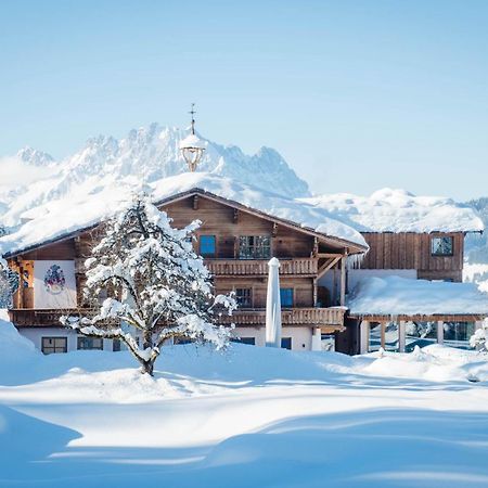 Hotel Chalets Grosslehen ฟีบาบรุนน์ ภายนอก รูปภาพ