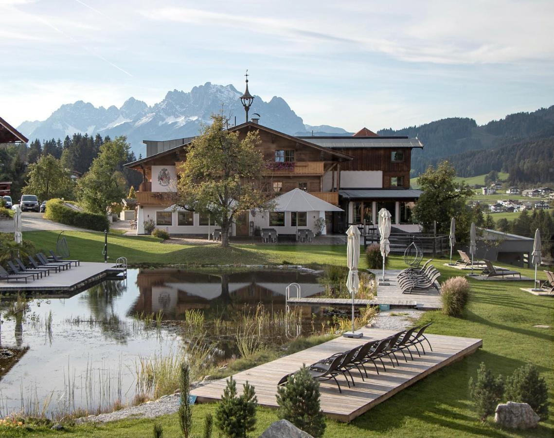 Hotel Chalets Grosslehen ฟีบาบรุนน์ ภายนอก รูปภาพ